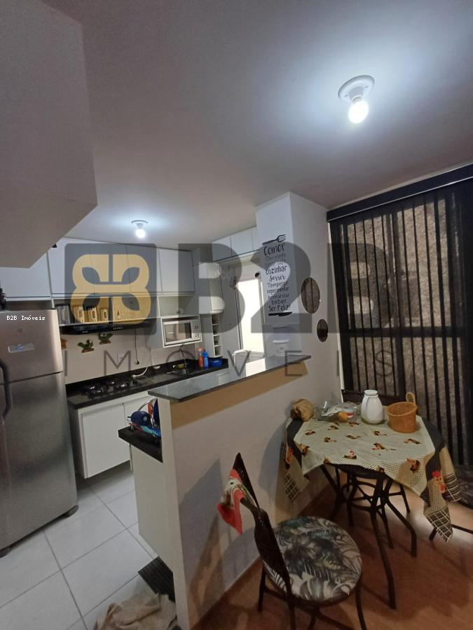 Apartamento à venda com 2 quartos, 39m² - Foto 2