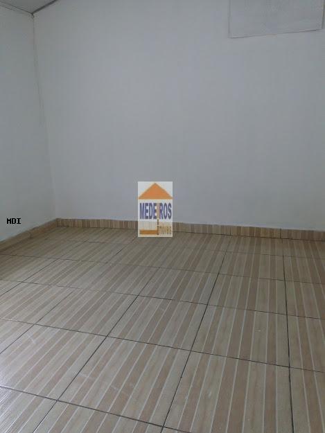 Casa à venda com 1 quarto, 70m² - Foto 5