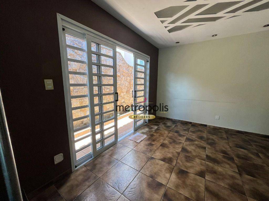 Casa à venda com 3 quartos, 154m² - Foto 4