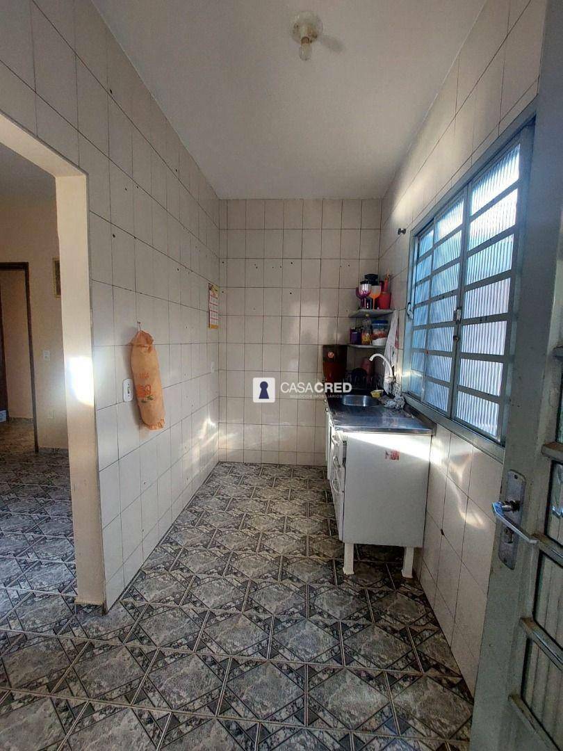 Casa à venda com 3 quartos, 80m² - Foto 8