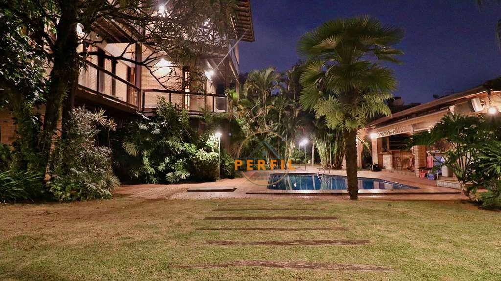 Casa de Condomínio à venda com 7 quartos, 628m² - Foto 22