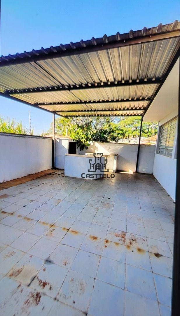 Casa à venda com 5 quartos, 174m² - Foto 14