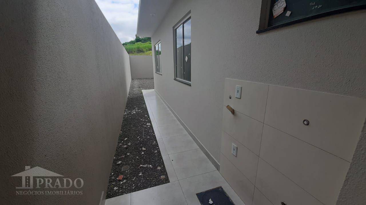 Casa à venda com 2 quartos, 49m² - Foto 12