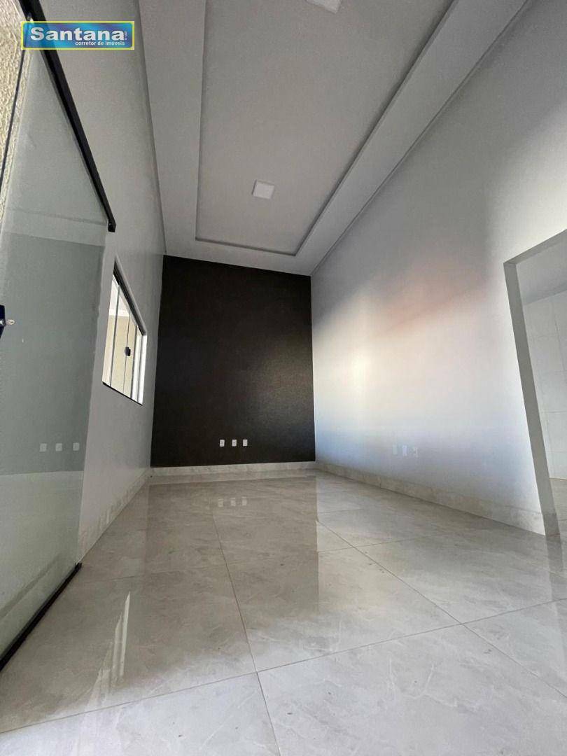 Casa à venda com 3 quartos, 119m² - Foto 1