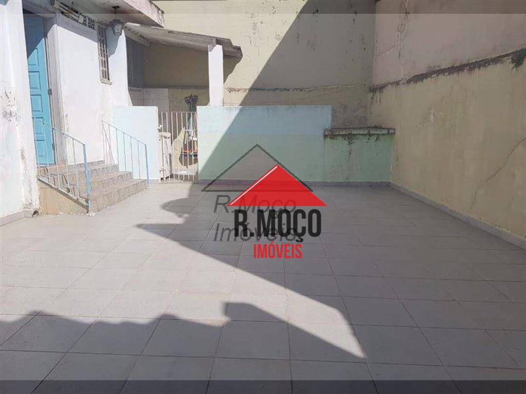 Sobrado à venda com 10 quartos, 219m² - Foto 31