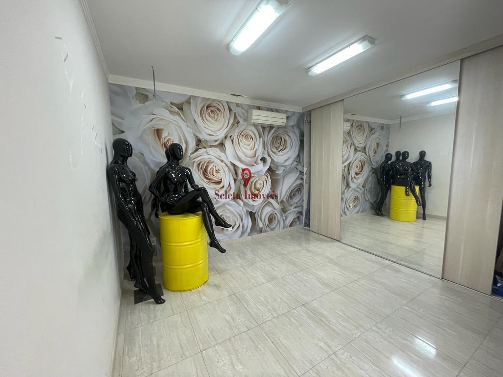 Conjunto Comercial-Sala à venda com 3 quartos, 670m² - Foto 27