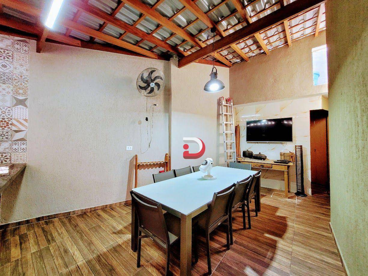 Casa à venda com 2 quartos, 210m² - Foto 18