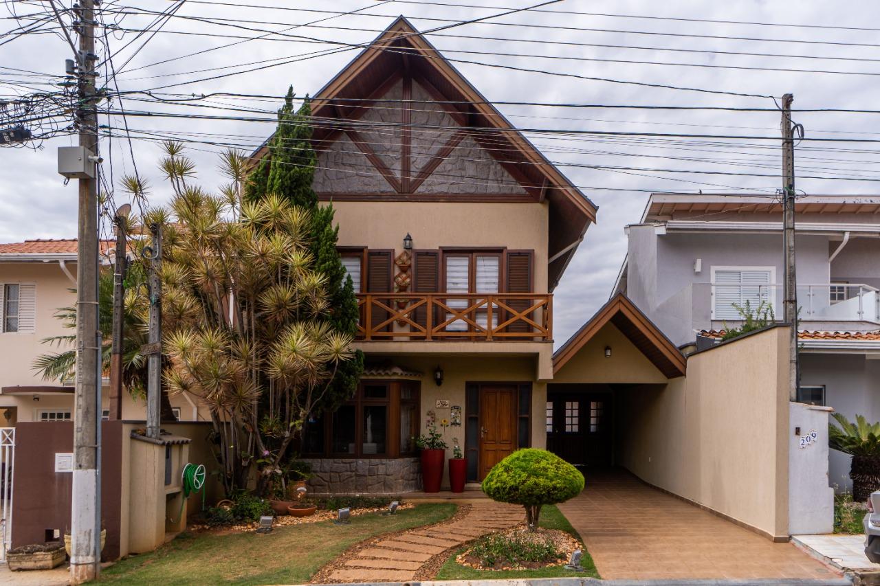 Casa de Condomínio à venda com 3 quartos, 214m² - Foto 1