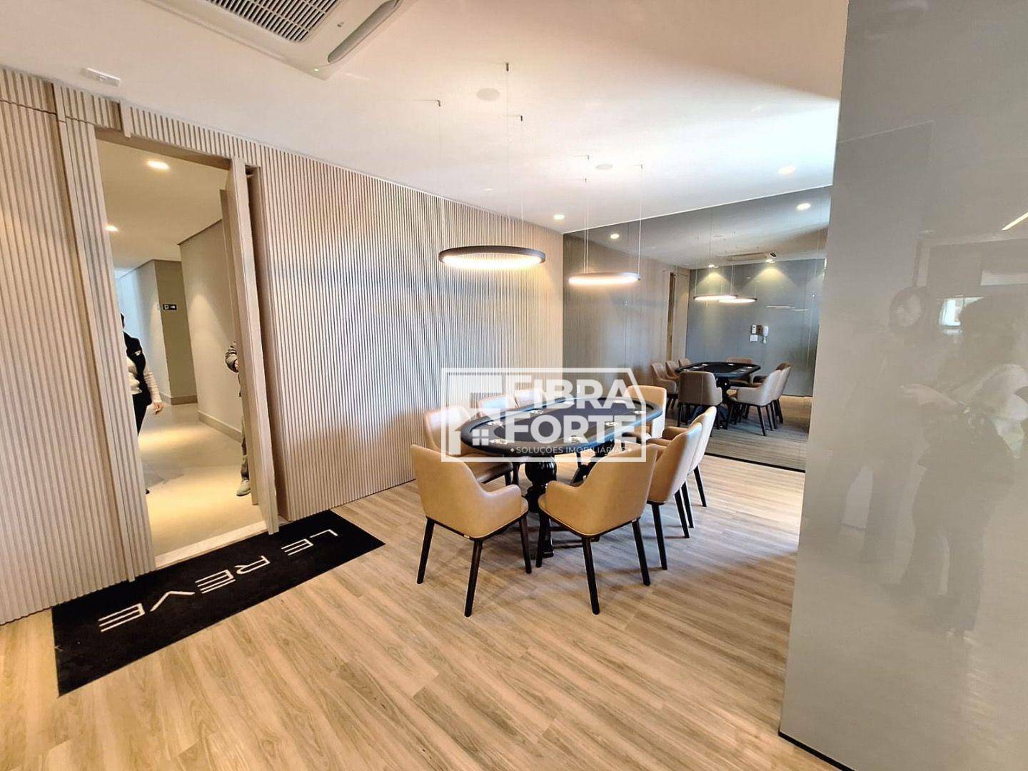 Apartamento à venda com 3 quartos, 320m² - Foto 4