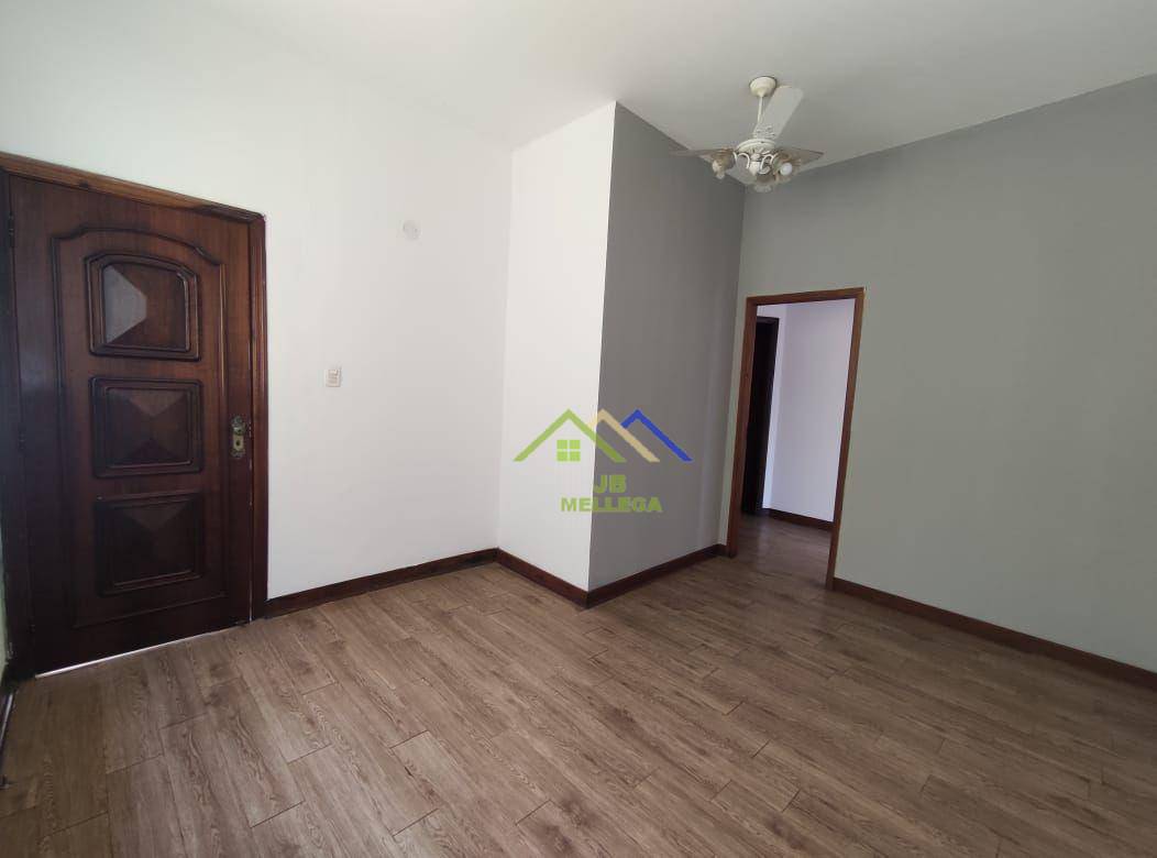 Casa à venda com 3 quartos, 190m² - Foto 6