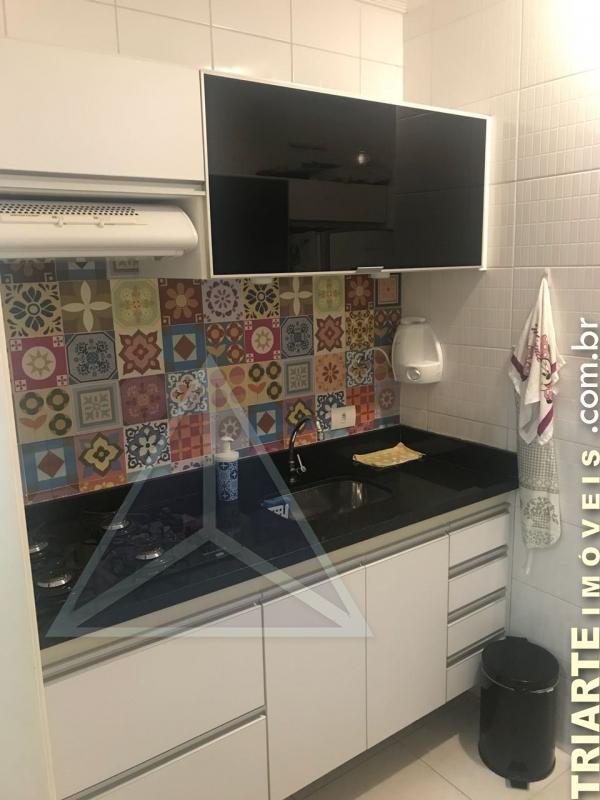 Apartamento à venda com 2 quartos, 63m² - Foto 1