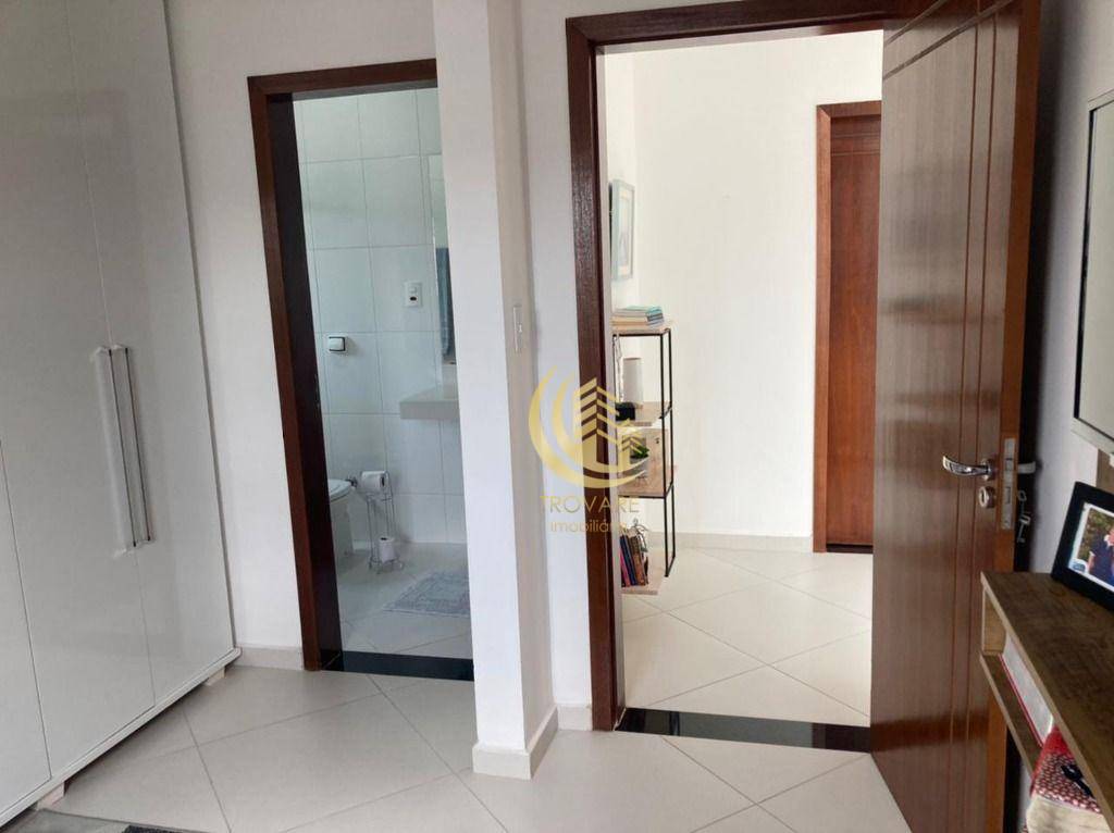 Casa de Condomínio à venda com 4 quartos, 257m² - Foto 32