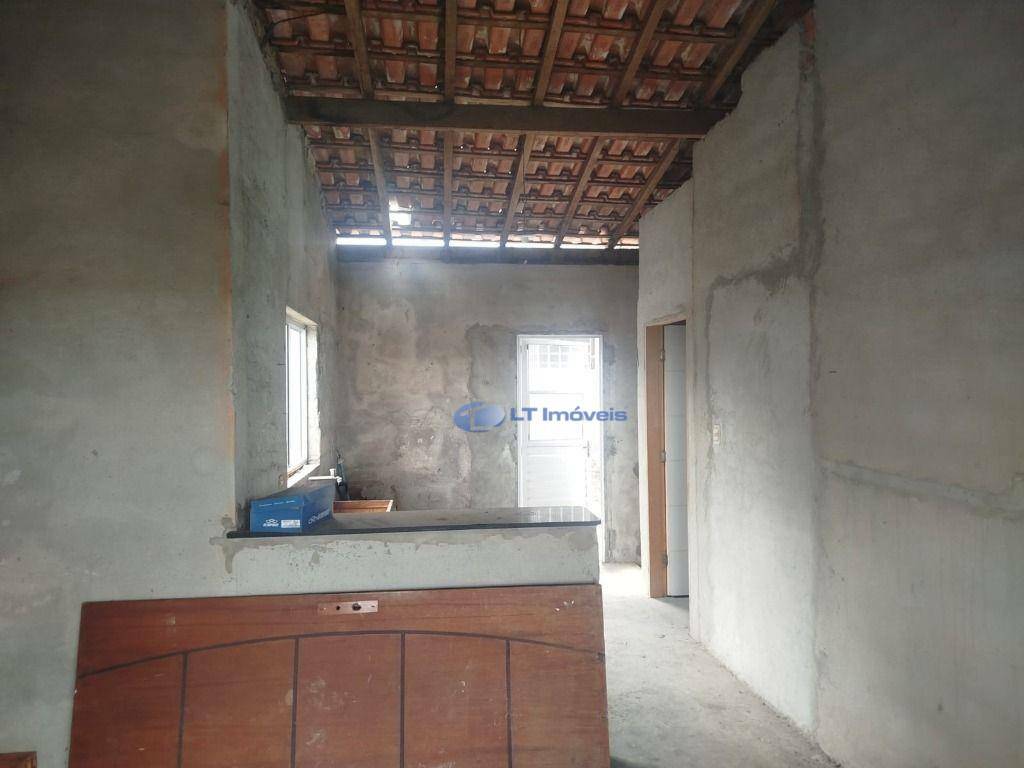Casa à venda com 1 quarto, 142m² - Foto 12