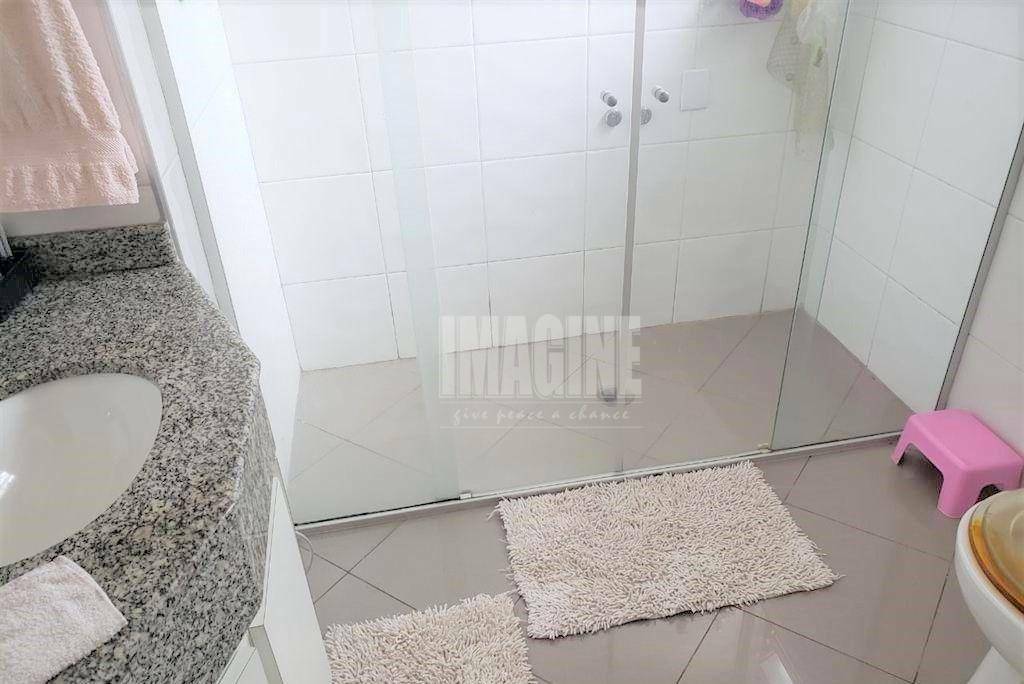 Sobrado à venda com 3 quartos, 210m² - Foto 18