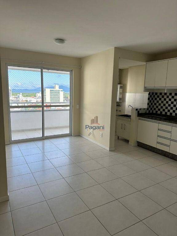 Apartamento à venda e aluguel com 3 quartos, 80m² - Foto 17