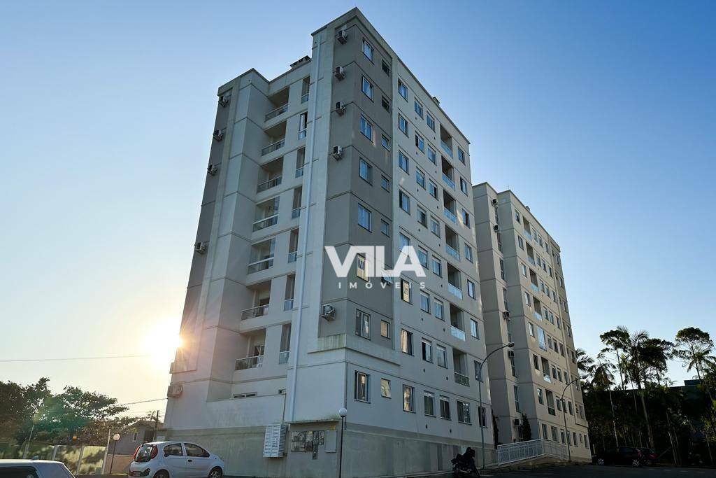 Apartamento à venda com 2 quartos, 57m² - Foto 1