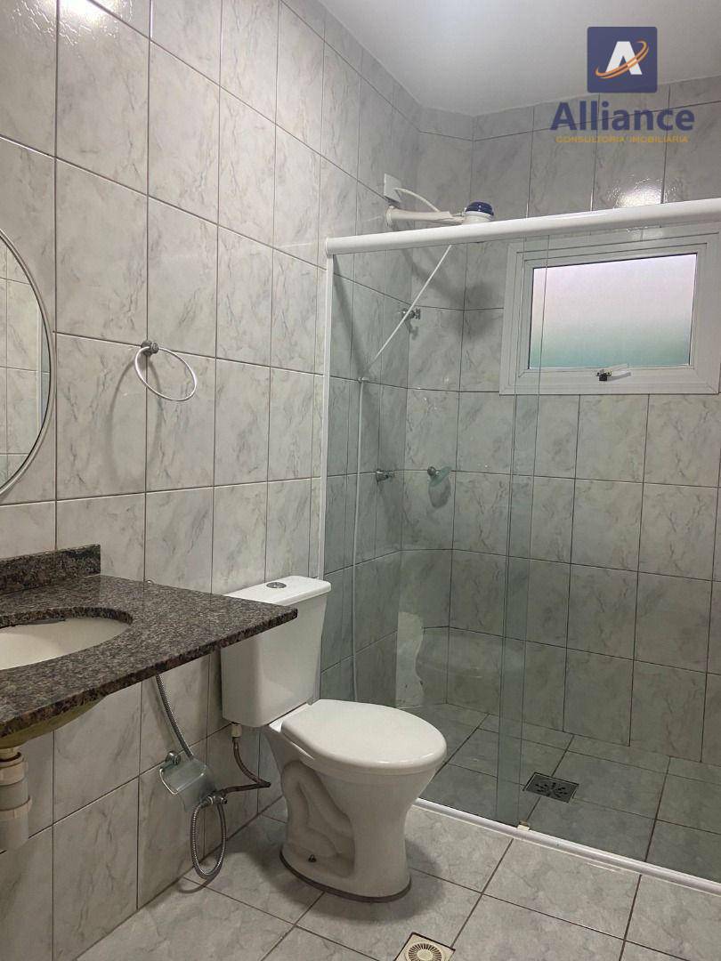 Casa de Condomínio para alugar com 3 quartos, 170m² - Foto 14