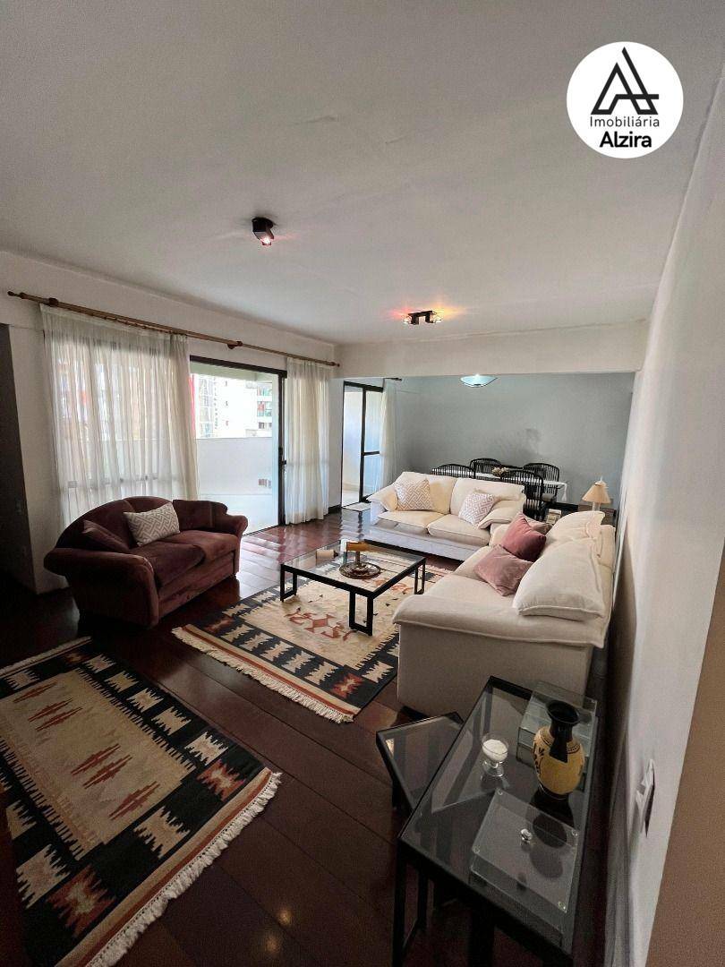 Apartamento para alugar com 4 quartos, 187m² - Foto 1