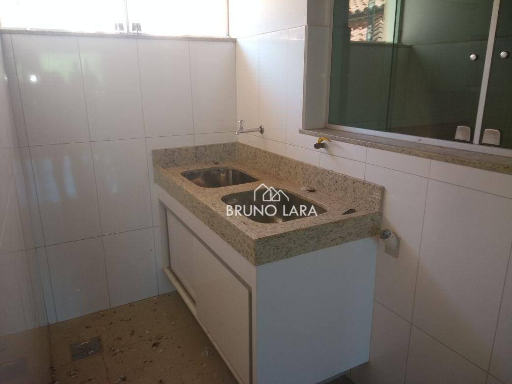 Casa à venda com 3 quartos, 180m² - Foto 14