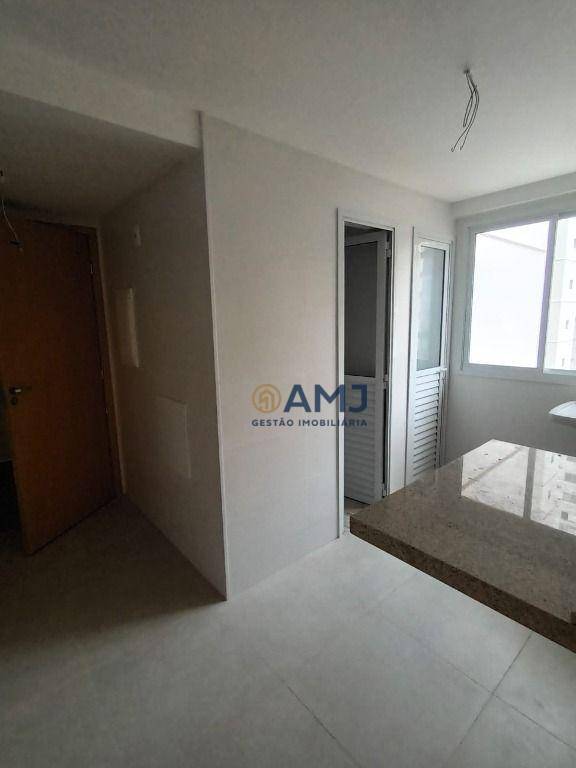 Apartamento à venda com 3 quartos, 155m² - Foto 24