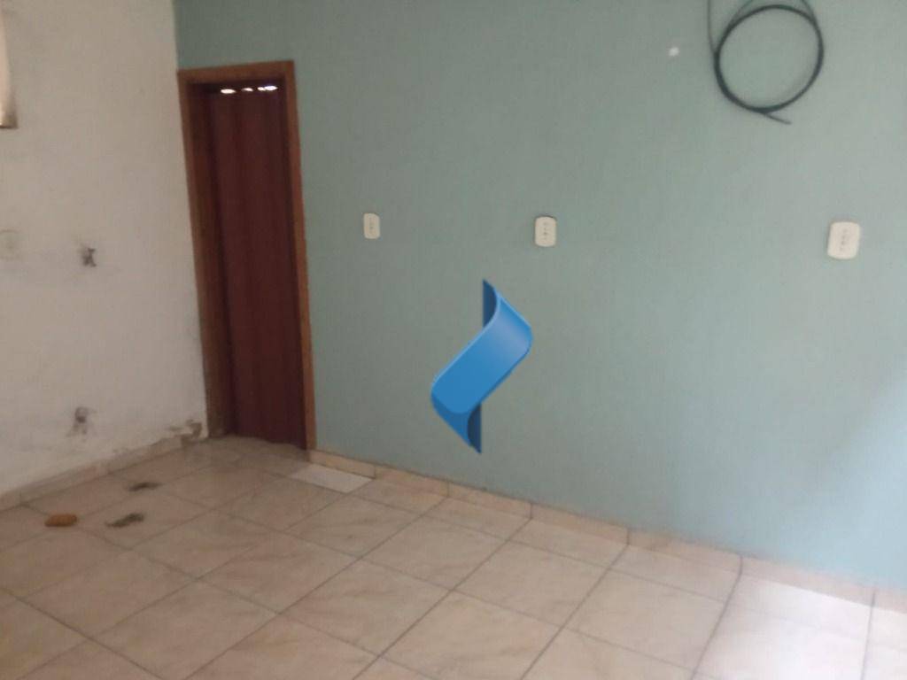 Casa à venda com 4 quartos, 120m² - Foto 19