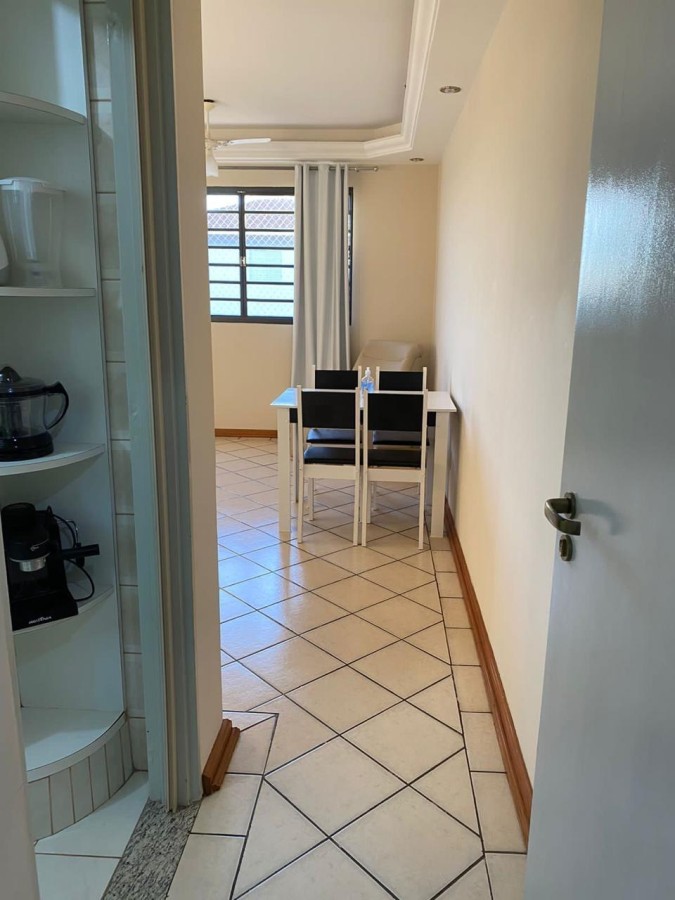 Apartamento à venda com 3 quartos, 86m² - Foto 8
