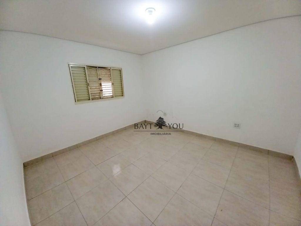 Casa para alugar com 2 quartos, 98m² - Foto 9