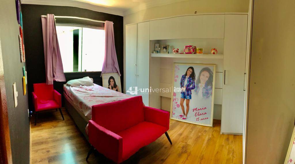 Casa à venda com 3 quartos, 180m² - Foto 18