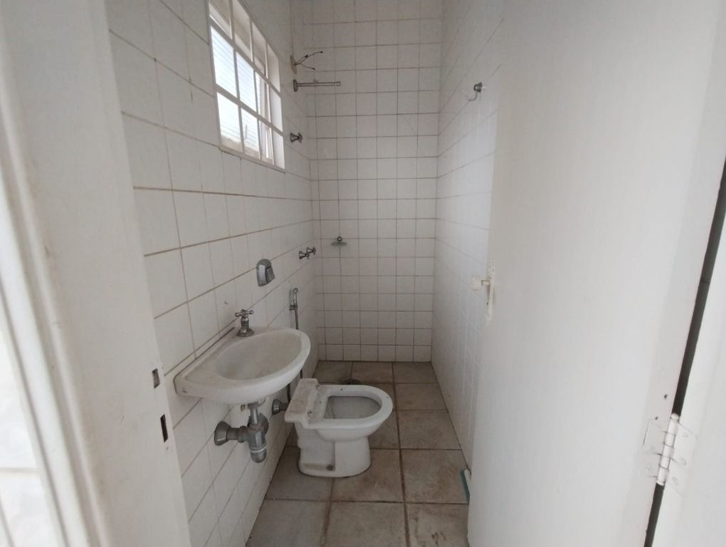 Casa à venda com 3 quartos, 250m² - Foto 21