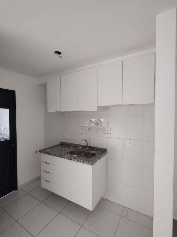 Apartamento para alugar com 2 quartos, 56m² - Foto 12