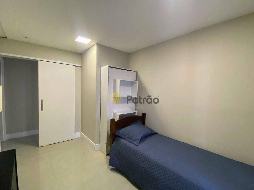 Apartamento à venda com 3 quartos, 200m² - Foto 23