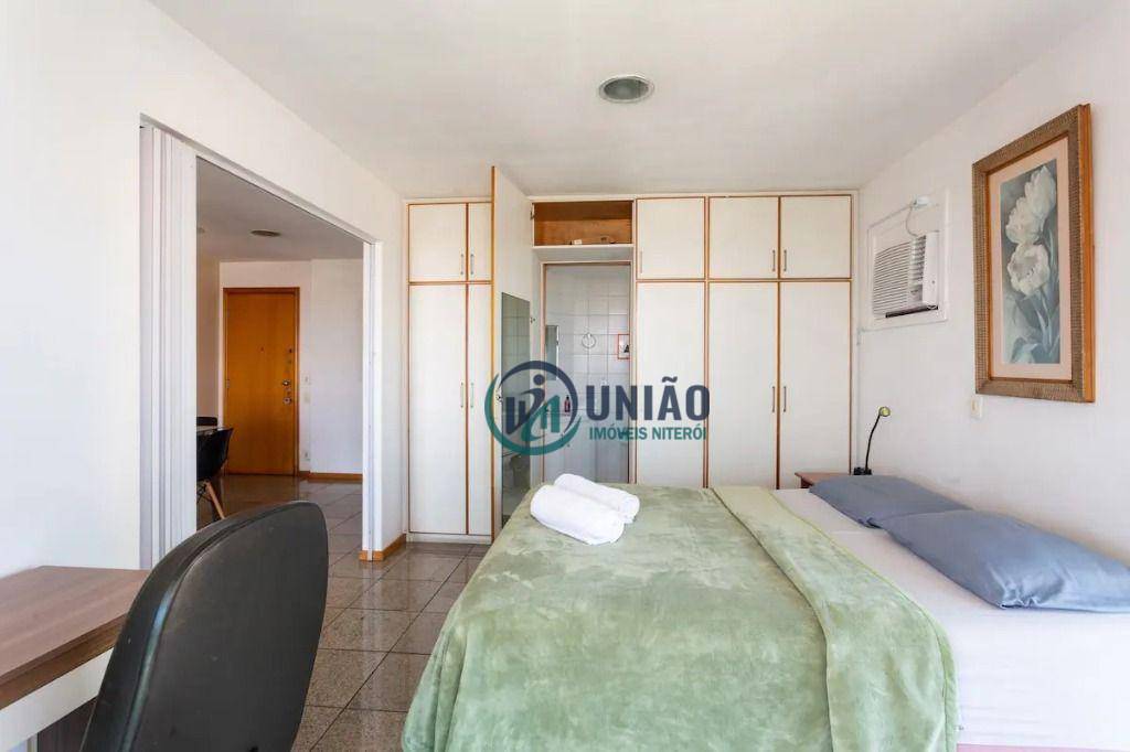 Apartamento à venda com 1 quarto, 57m² - Foto 7