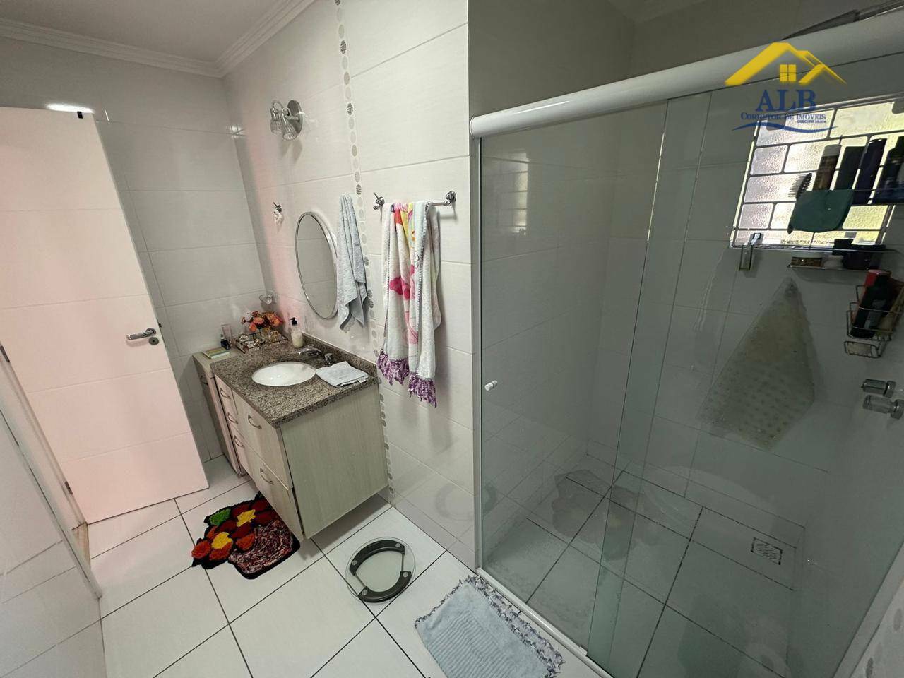 Sobrado à venda com 3 quartos, 200m² - Foto 27