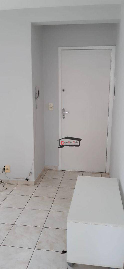 Apartamento à venda com 2 quartos, 45m² - Foto 4