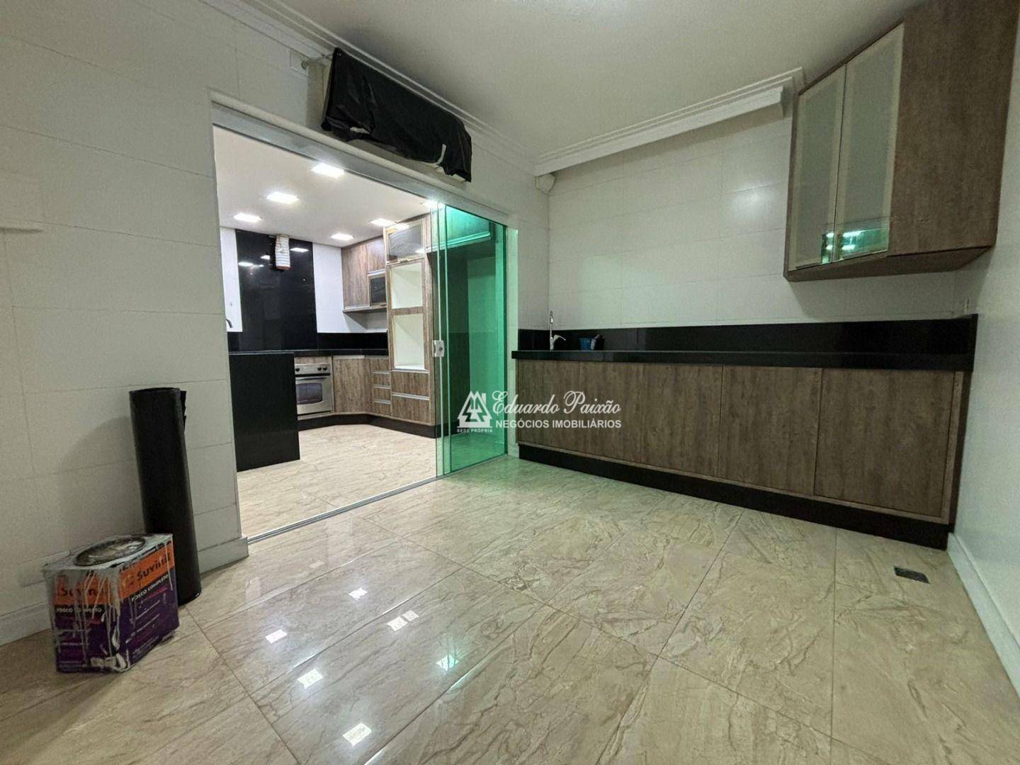 Sobrado à venda e aluguel com 3 quartos, 150m² - Foto 8