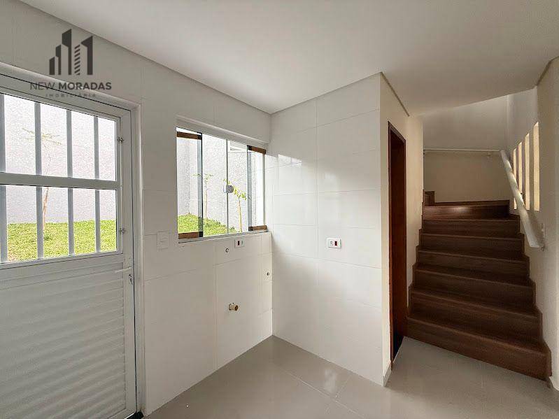 Sobrado à venda com 2 quartos, 87m² - Foto 4