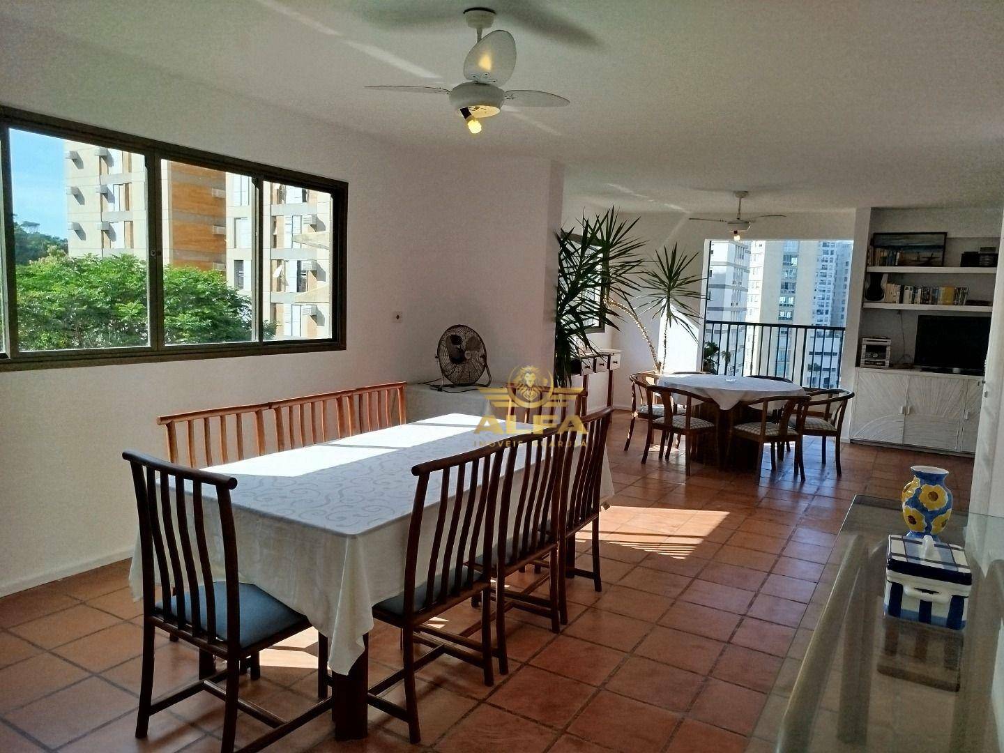 Apartamento à venda com 3 quartos, 220m² - Foto 11