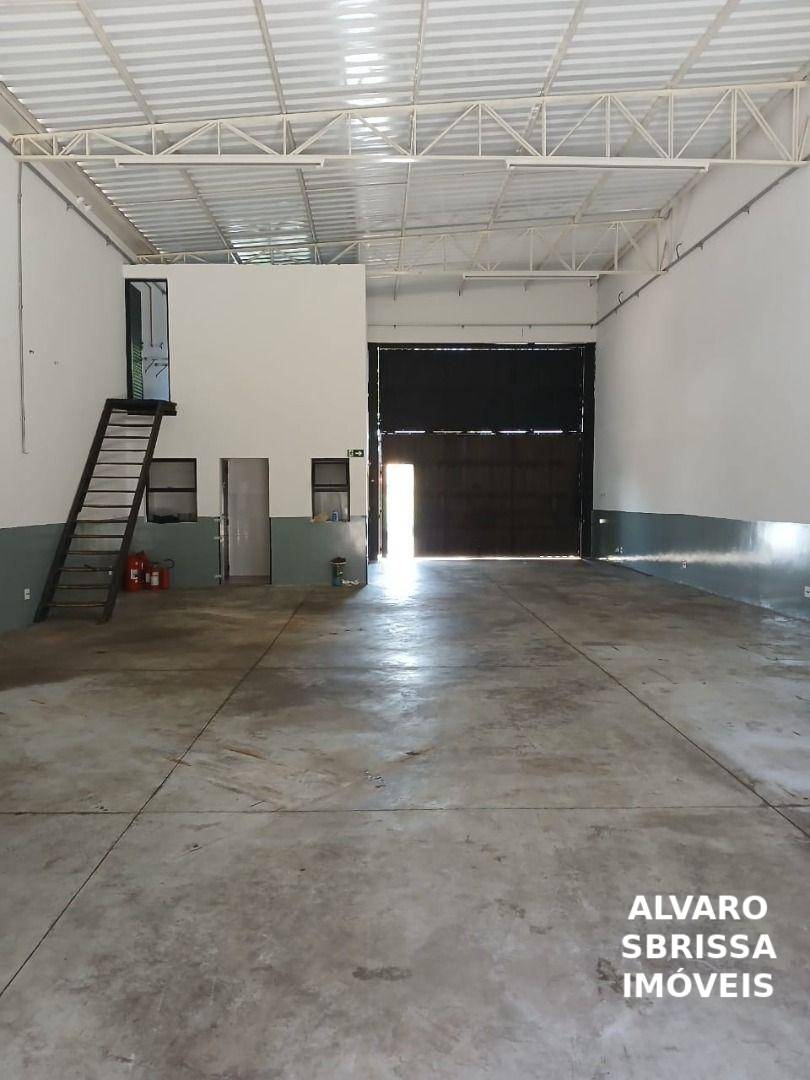 Depósito-Galpão, 200 m² - Foto 1