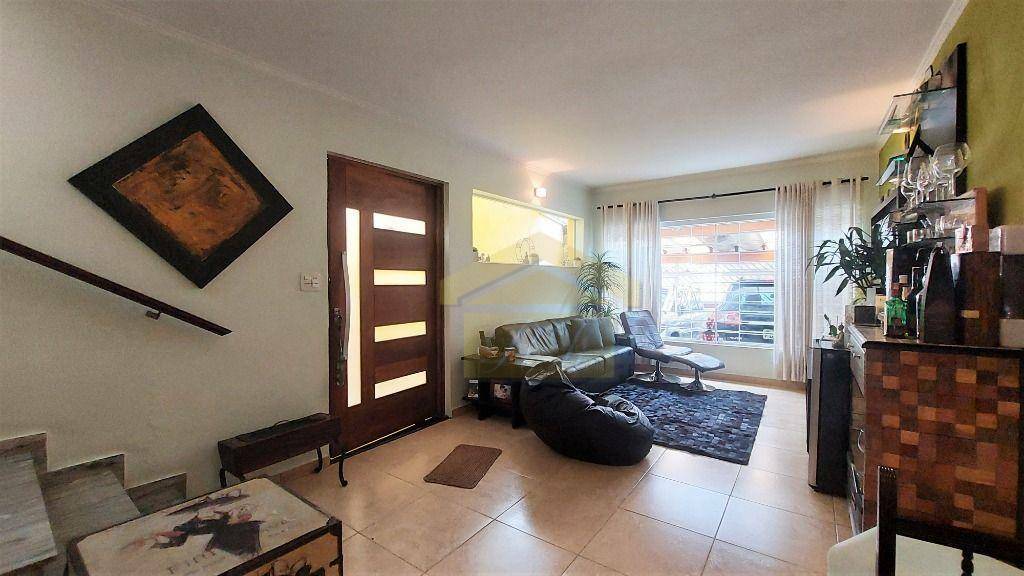 Sobrado à venda com 3 quartos, 120m² - Foto 3