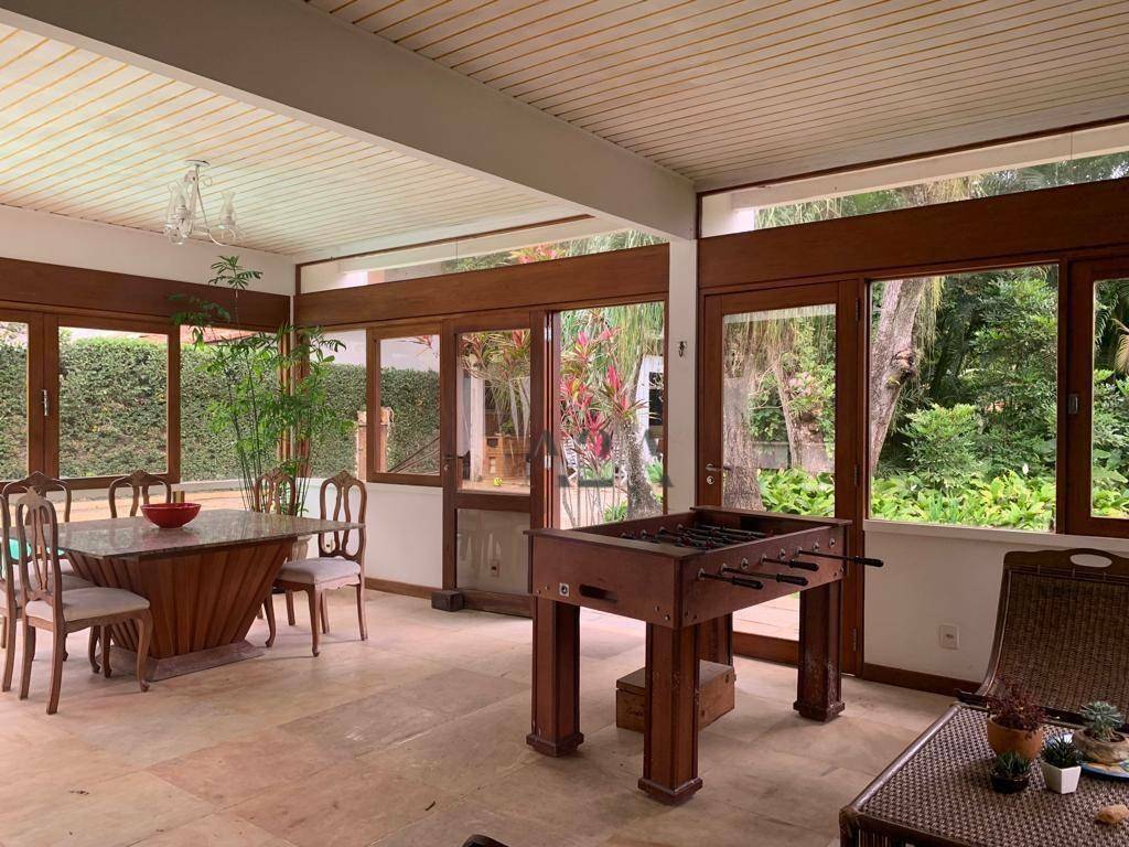 Casa à venda com 4 quartos, 400m² - Foto 5