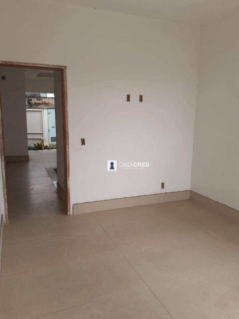 Casa à venda com 3 quartos, 175m² - Foto 8