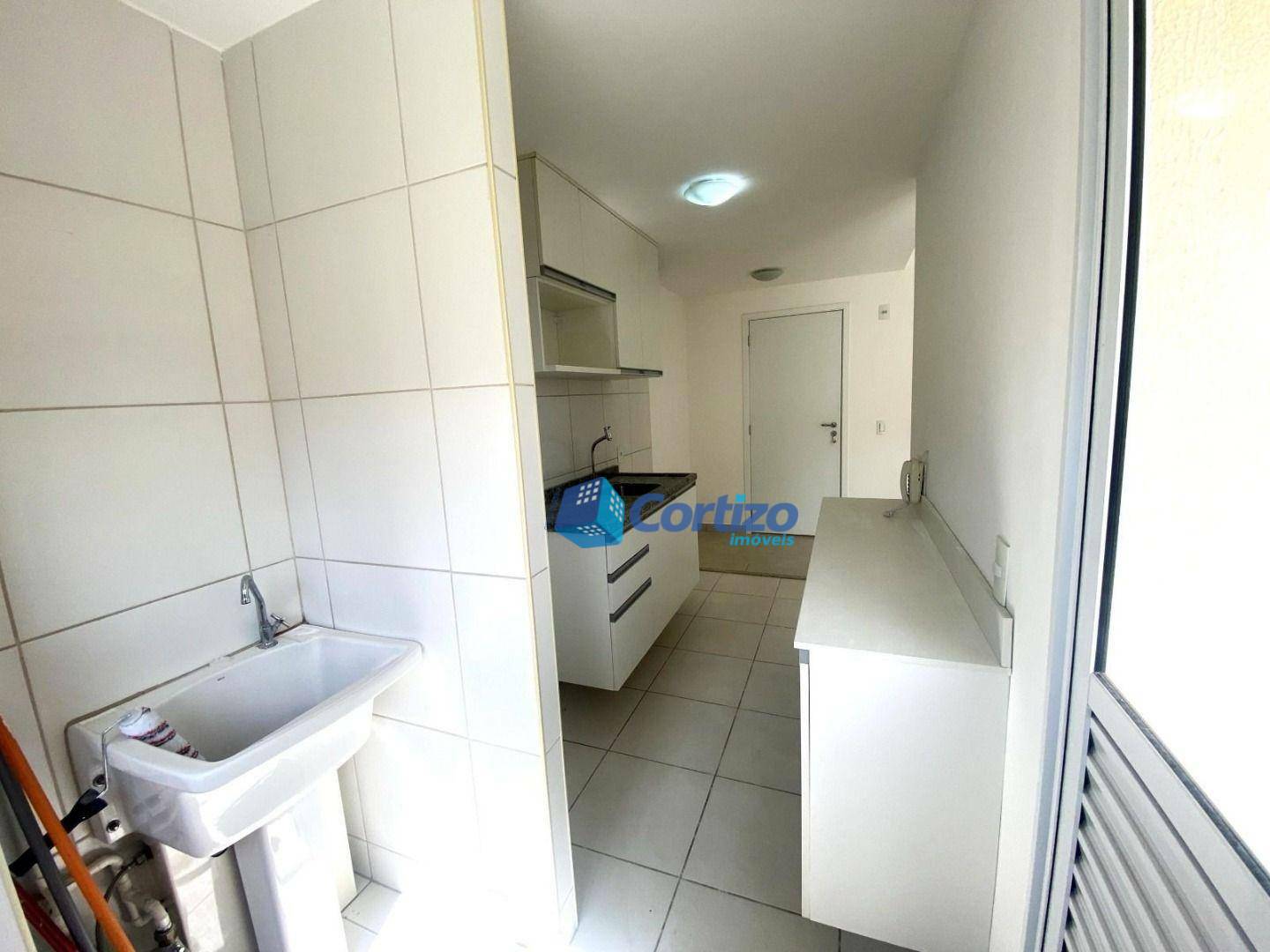 Apartamento à venda com 2 quartos, 56m² - Foto 16
