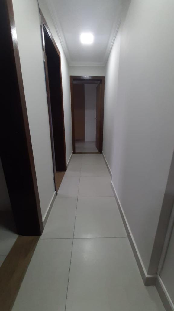 Apartamento à venda com 2 quartos, 70m² - Foto 7