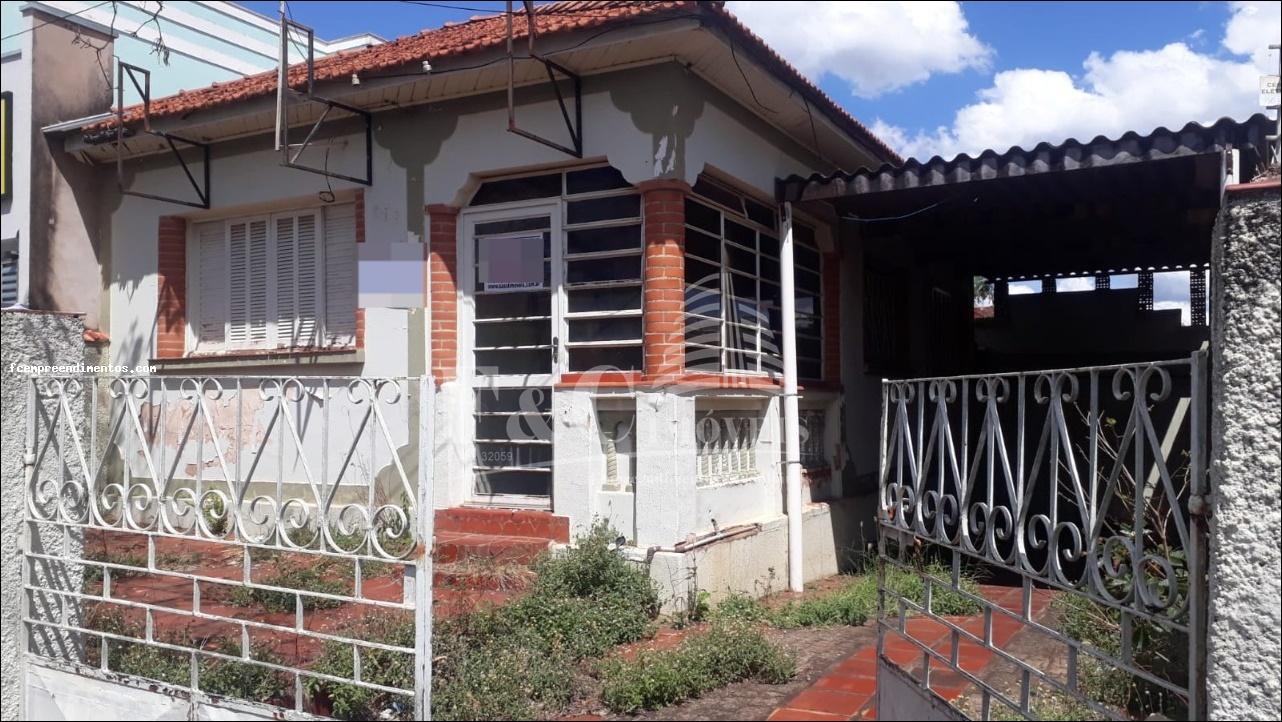 Casa à venda com 3 quartos, 350m² - Foto 2