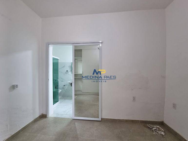 Casa à venda com 4 quartos, 275m² - Foto 24