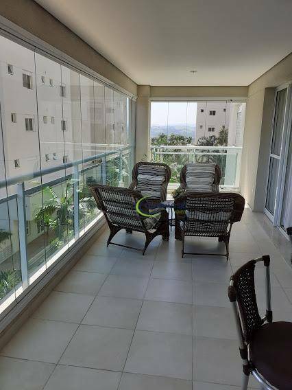 Apartamento à venda com 4 quartos, 190m² - Foto 1