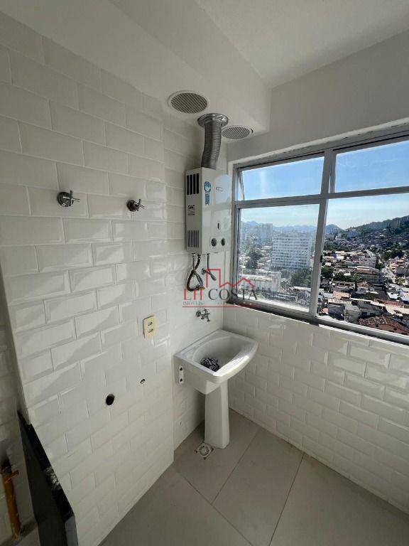 Apartamento à venda com 2 quartos, 62m² - Foto 20