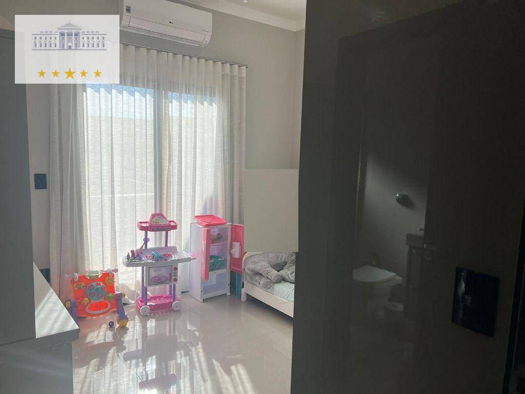 Casa de Condomínio para alugar com 3 quartos, 254m² - Foto 3