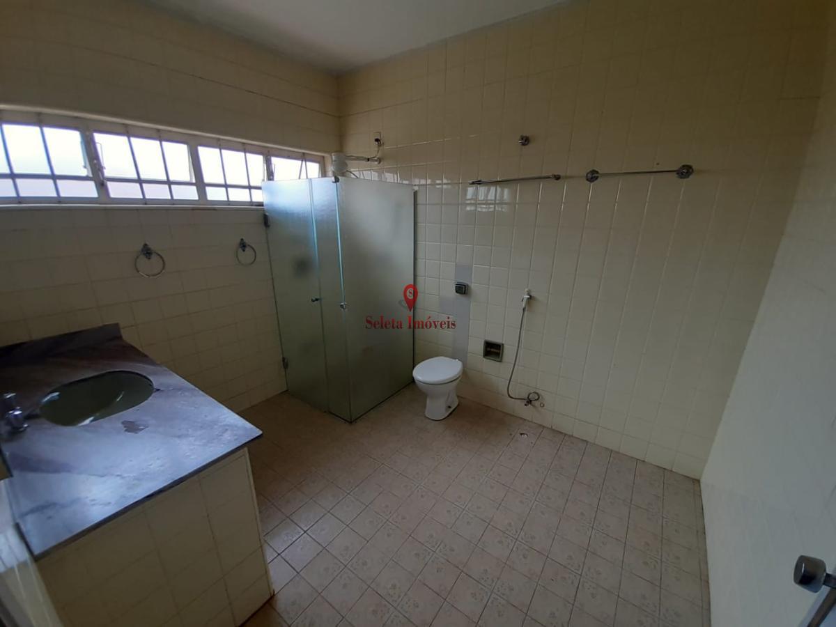 Casa à venda com 3 quartos, 450m² - Foto 28