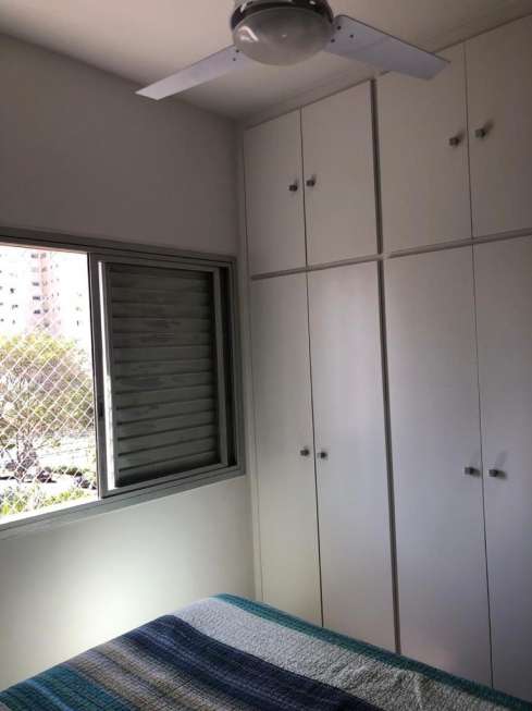 Apartamento à venda com 2 quartos, 67m² - Foto 13